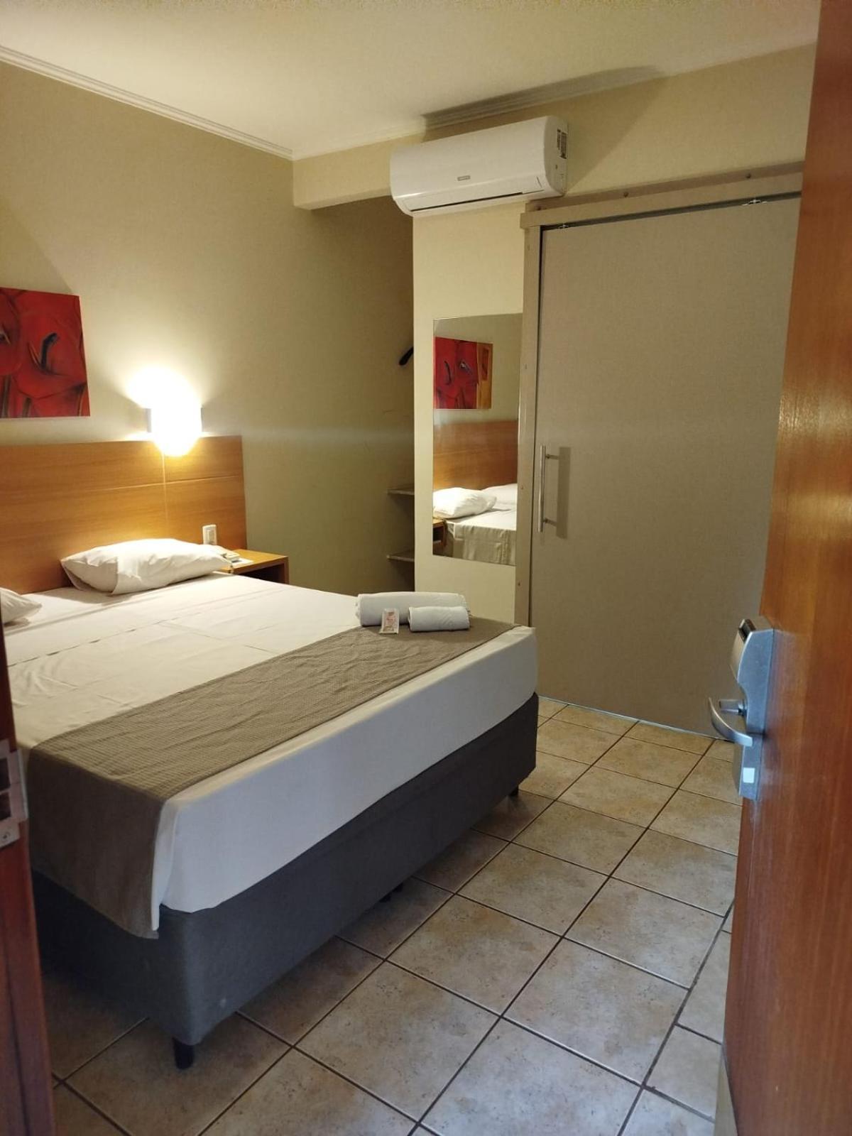 Savana Park Hotel Andradina Ngoại thất bức ảnh