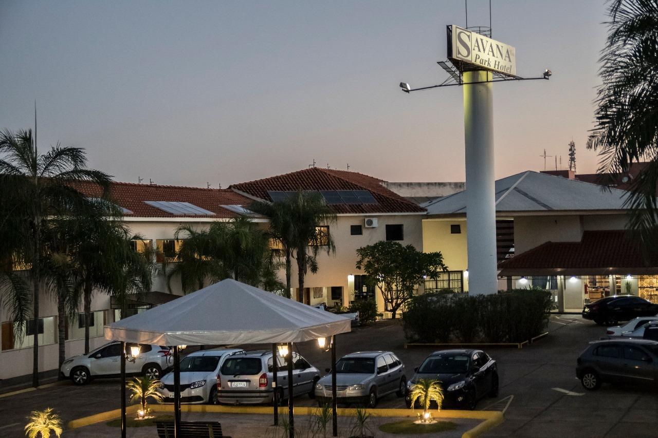 Savana Park Hotel Andradina Ngoại thất bức ảnh